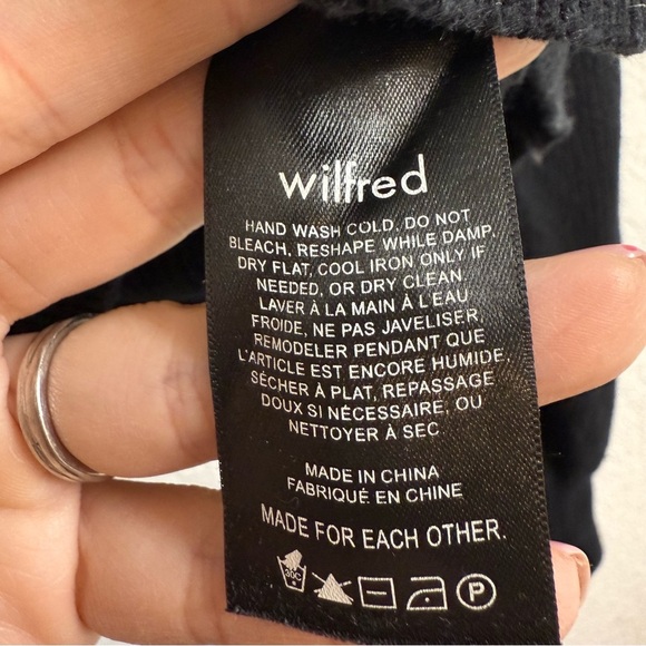 Wilfred Black Merino Wool Blend Sweater – Size XS - Picture 4 of 5